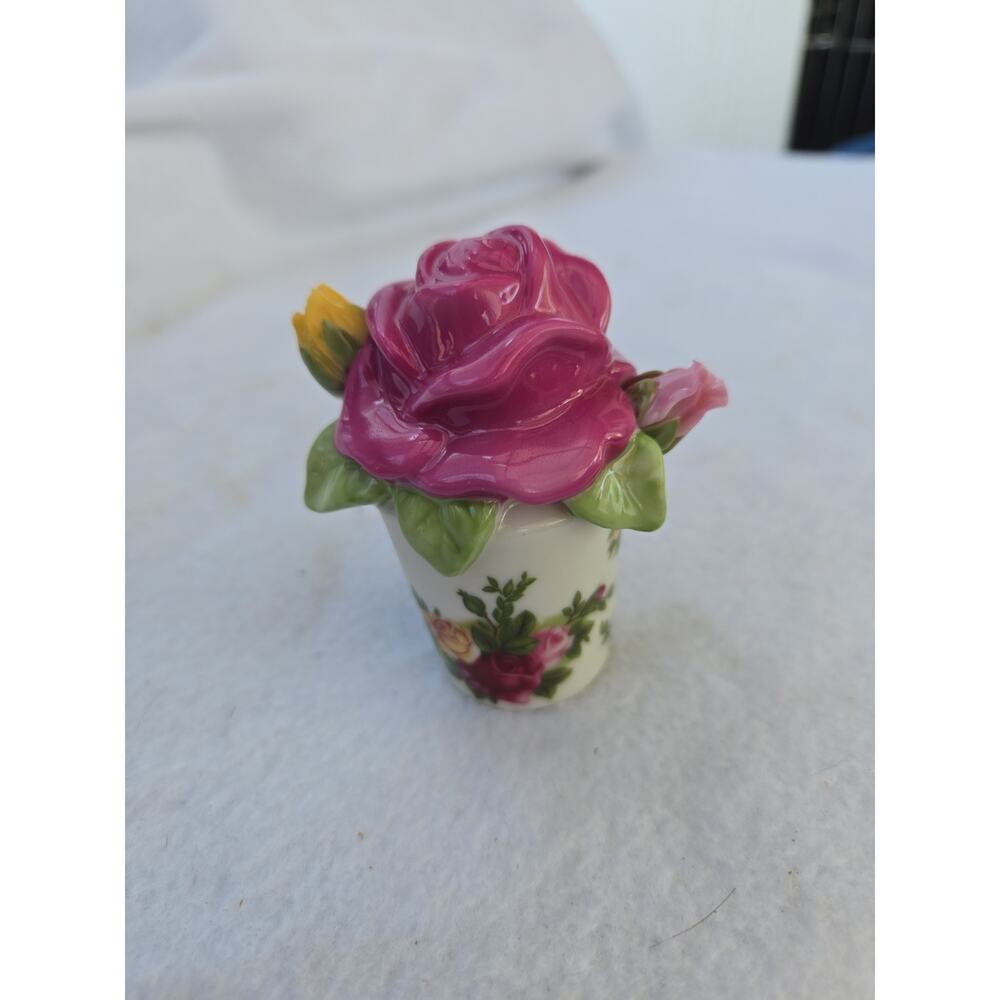 Royal Albert Old Country Roses Sculpted Rose Salt Shaker Unused